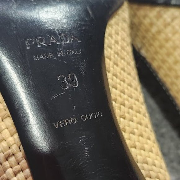 SOLD Prada Black Leather Raffia Cap Toe Pump Heels Sz 39 - Picture 13 of 15